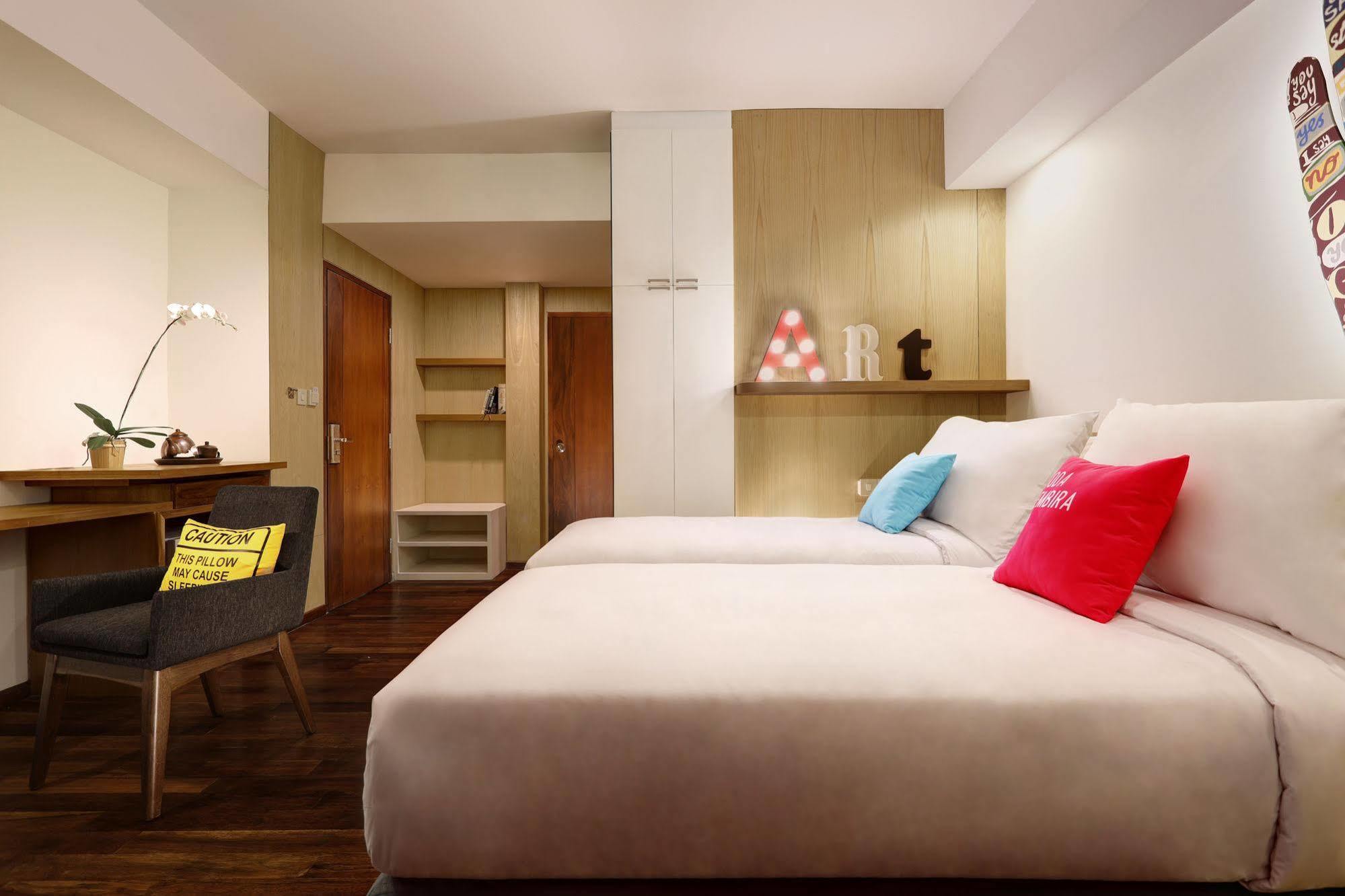 Hôtel Capital O 852 The Silk At Dago à Bandung Extérieur photo
