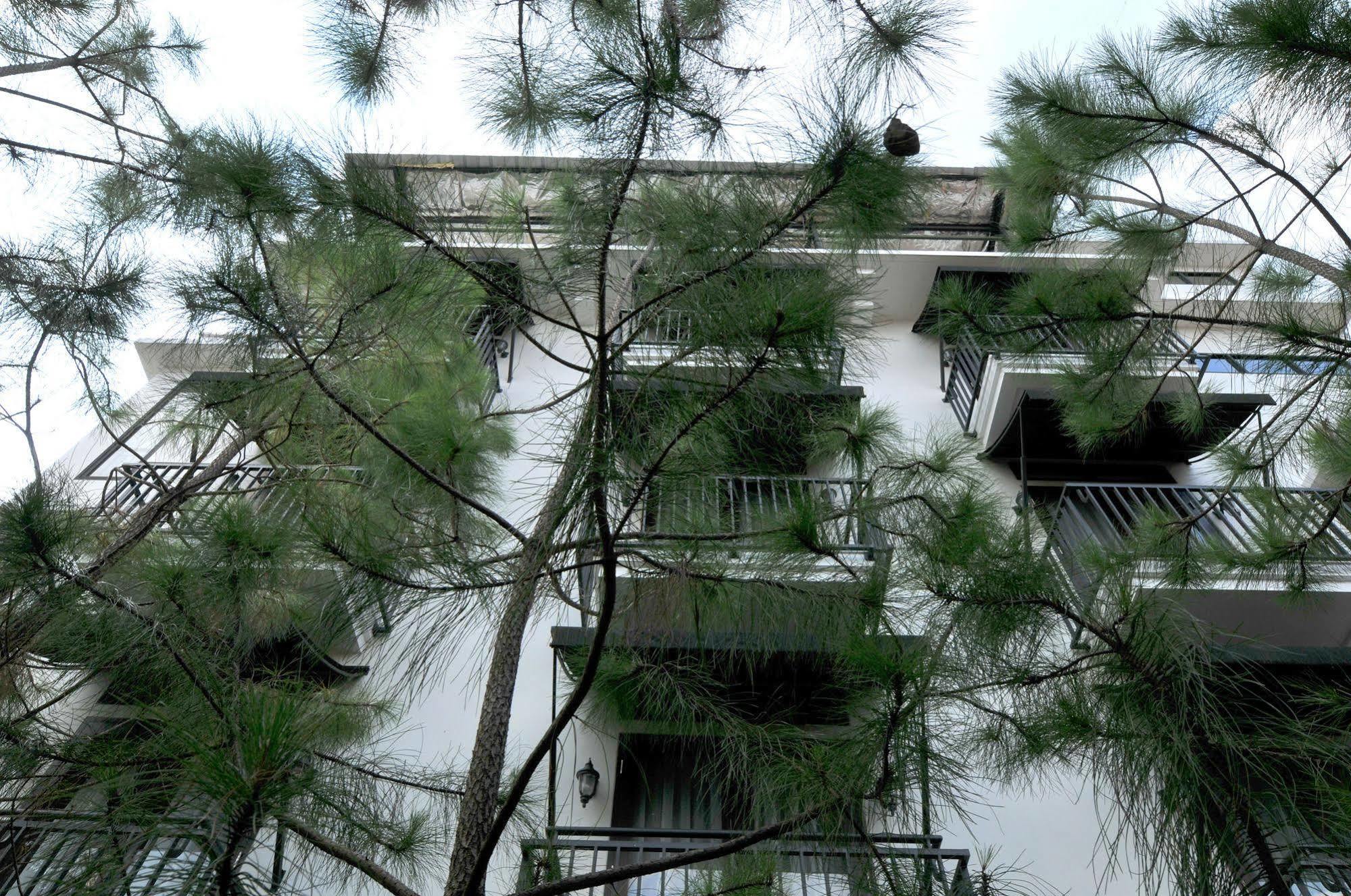 Hôtel Capital O 852 The Silk At Dago à Bandung Extérieur photo