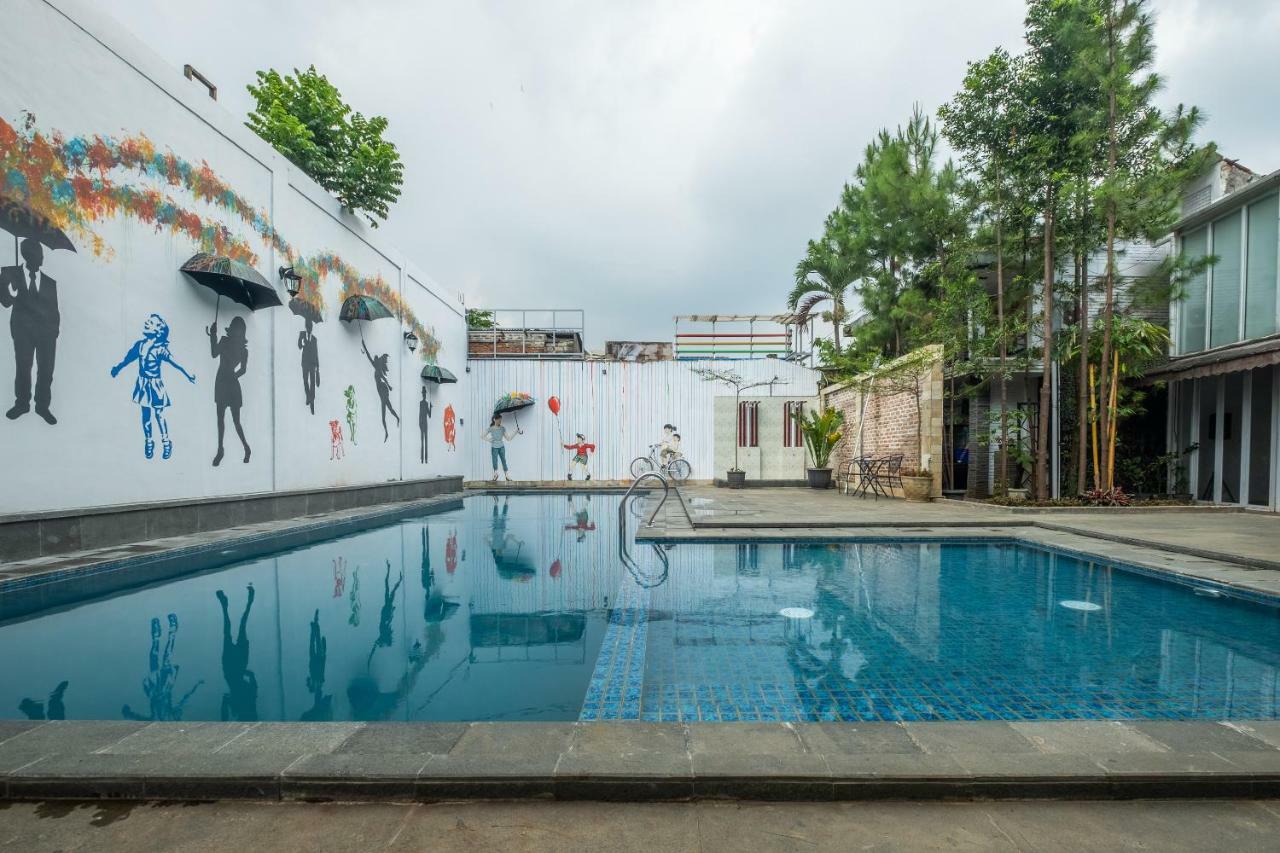 Hôtel Capital O 852 The Silk At Dago à Bandung Extérieur photo