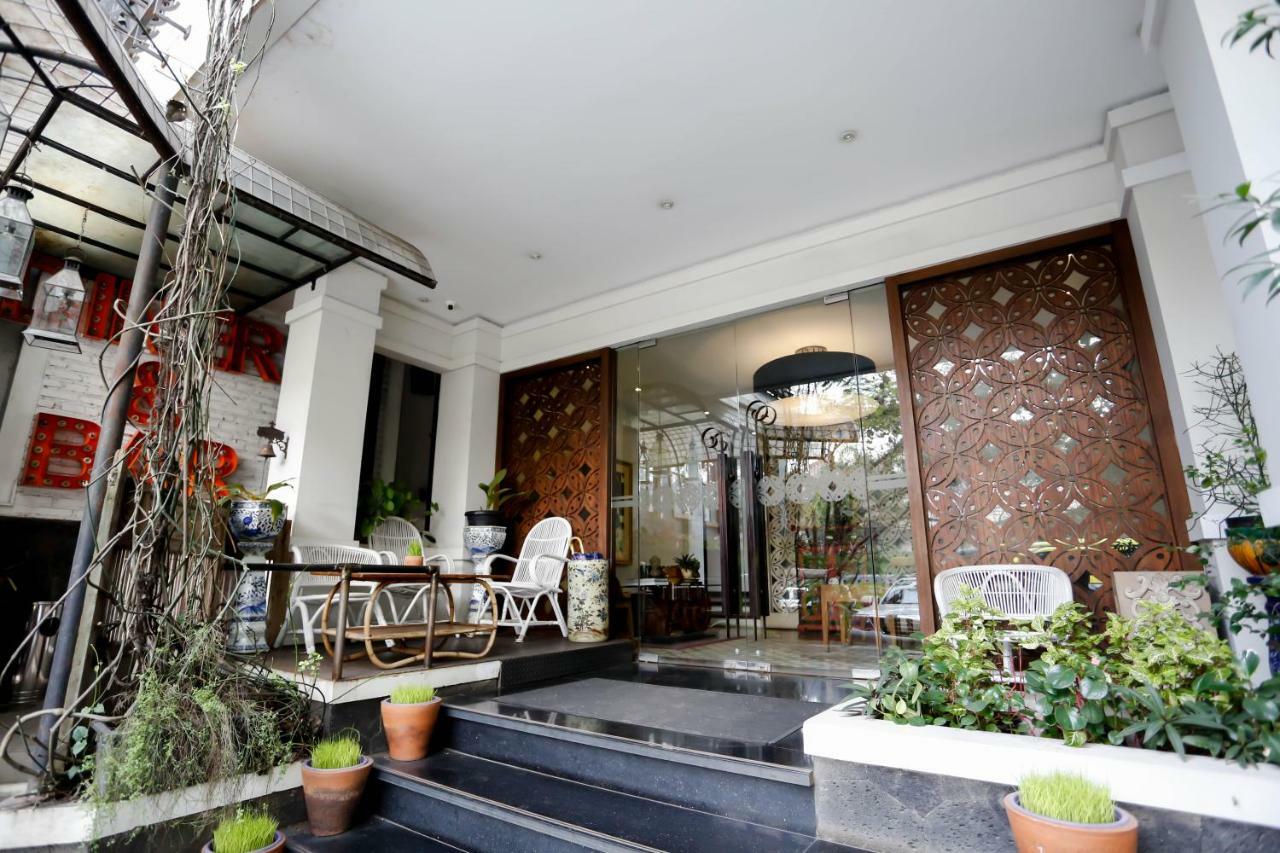 Hôtel Capital O 852 The Silk At Dago à Bandung Extérieur photo