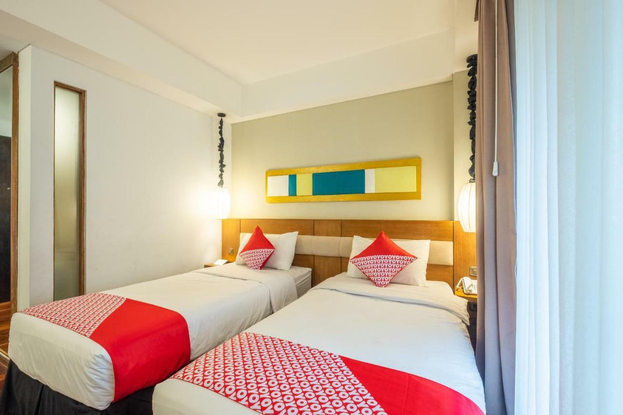 Hôtel Capital O 852 The Silk At Dago à Bandung Extérieur photo