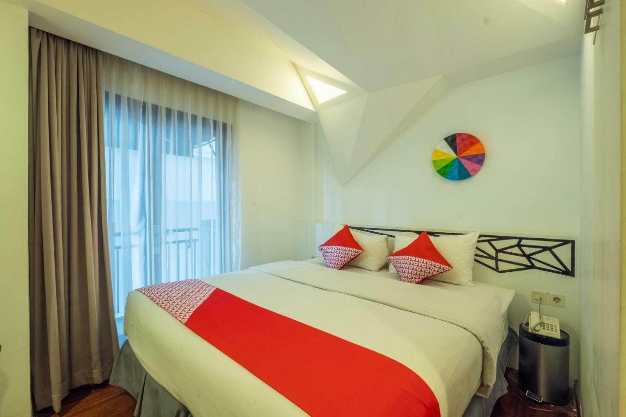 Hôtel Capital O 852 The Silk At Dago à Bandung Extérieur photo