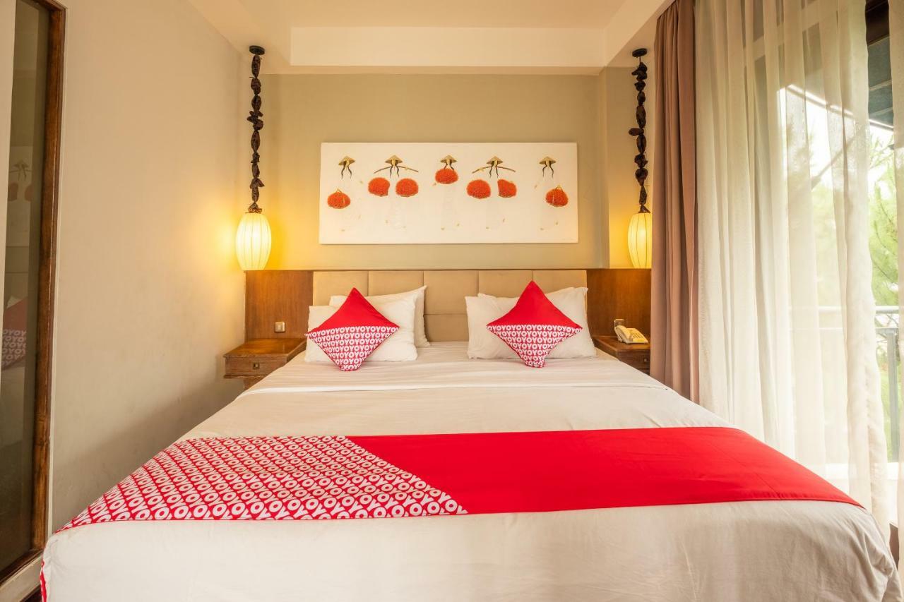 Hôtel Capital O 852 The Silk At Dago à Bandung Extérieur photo